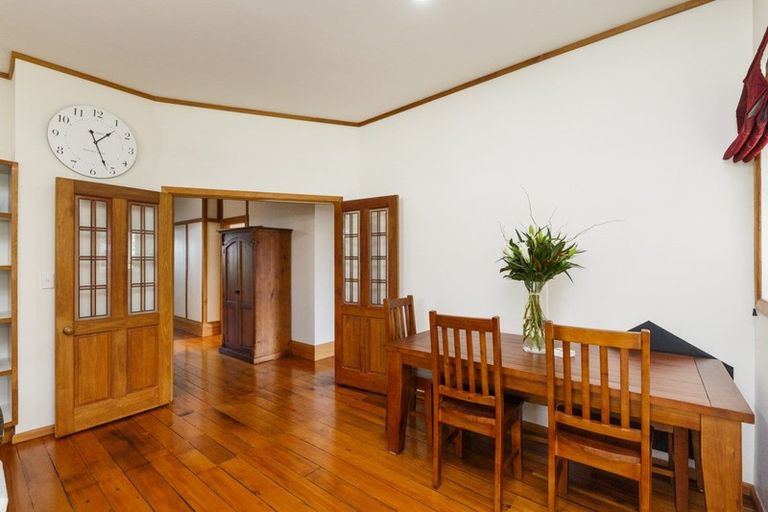 Photo of property in 137 Cook Street, West End, Palmerston North, 4410