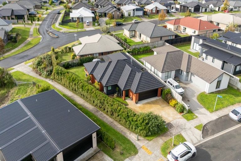 Photo of property in 14 Te Tiireke Drive, Glenview, Hamilton, 3206