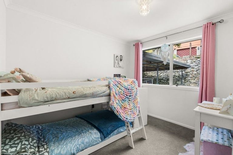 Photo of property in 17a Resolution Road, Welcome Bay, Tauranga, 3112