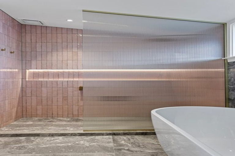 Photo of property in 33 Lynfield Avenue, Ilam, Christchurch, 8041