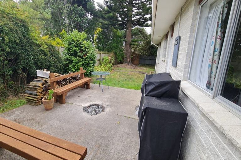 Photo of property in 33a Oriwa Street, Waikanae, 5036