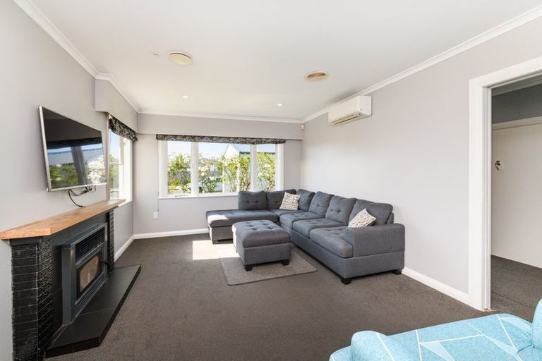 Photo of property in 9 Belvedere Crescent, Takaro, Palmerston North, 4412