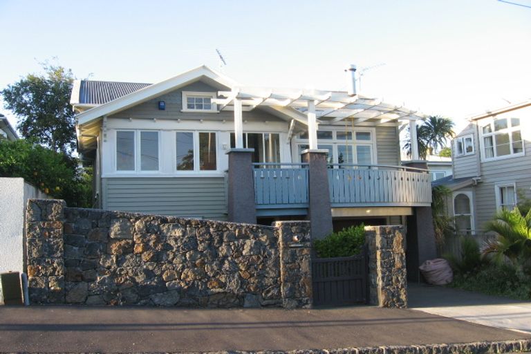 Property details for 6 Melford Street, Saint Marys Bay, Auckland, 1011