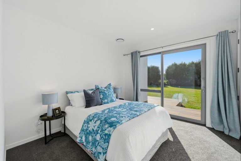 Photo of property in 2 Marama Avenue South, Otatara, Invercargill, 9879