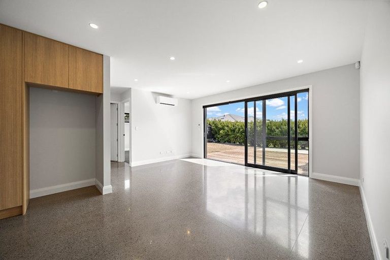 Photo of property in 23 Robert Might Road, Kumeu, 0810