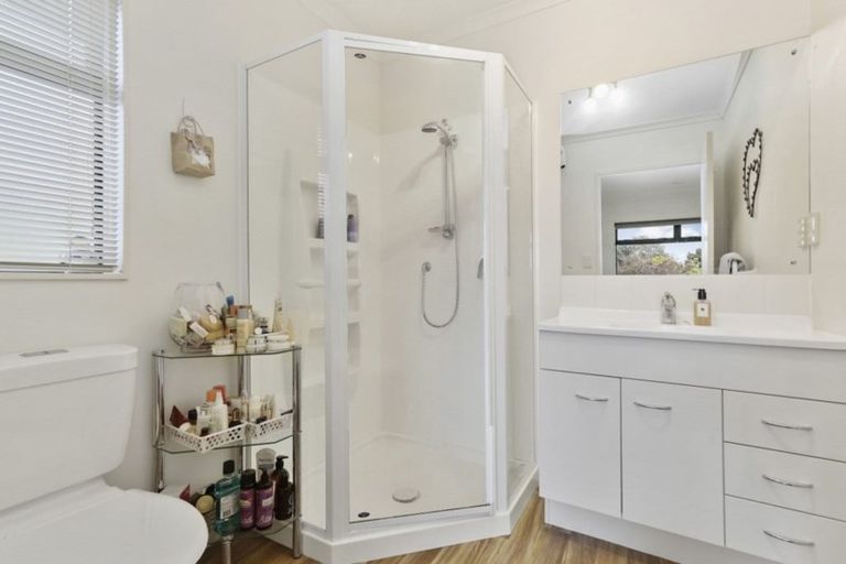 Photo of property in 31 Elan Place, Stanmore Bay, Whangaparaoa, 0932