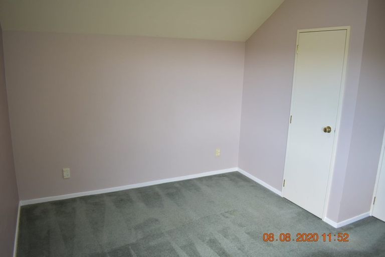 Photo of property in 31c Greenvalley Rise, Glenfield, Auckland, 0629