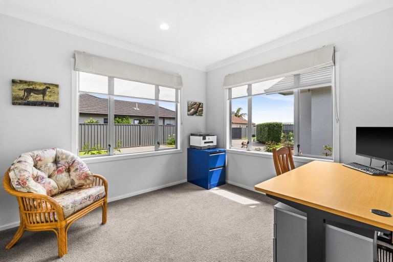 Photo of property in 79 Russell Robertson Drive, Havelock North, 4130