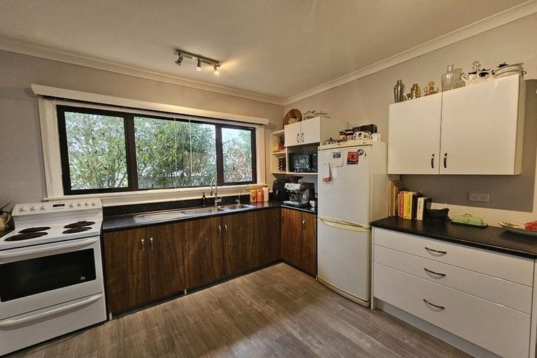 Photo of property in 9 Derby Street, Levin, 5510