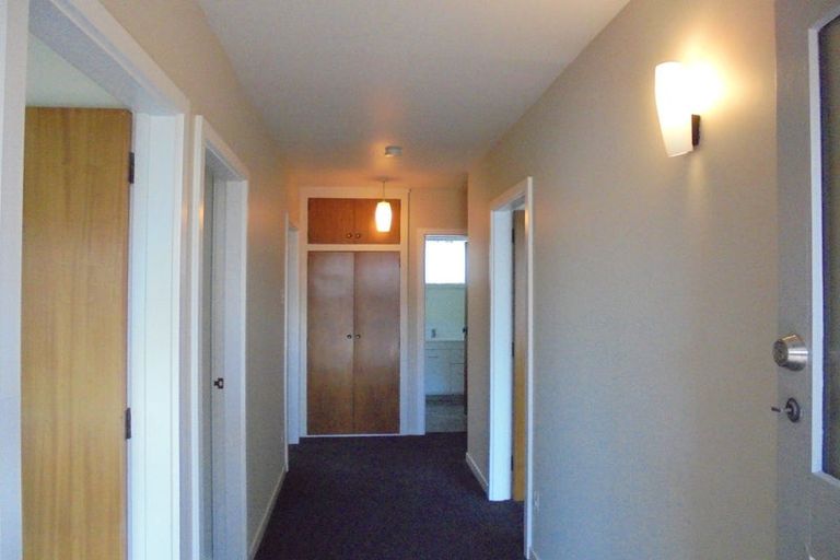 Photo of property in 2/31 Guinness Crescent, Ilam, Christchurch, 8041