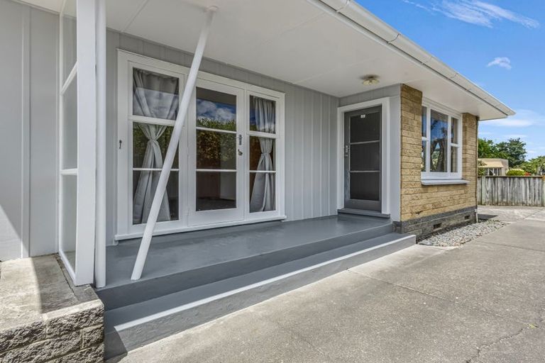 Photo of property in 202a Grove Road, Mayfair, Hastings, 4122