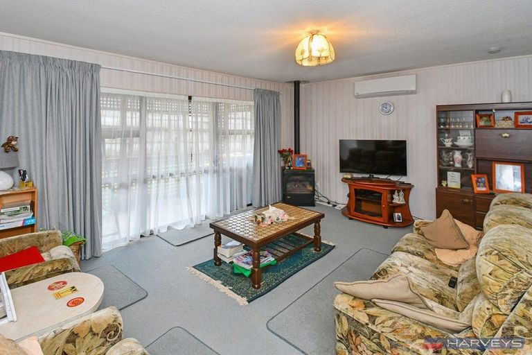 Photo of property in 2/17 Vintage Drive, Henderson, Auckland, 0612