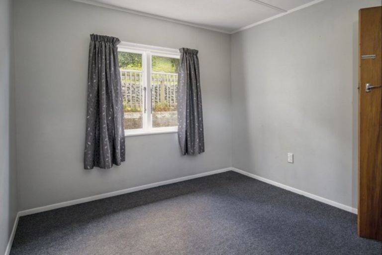 Photo of property in 22 Thompson Terrace, Toi Toi, Nelson, 7010