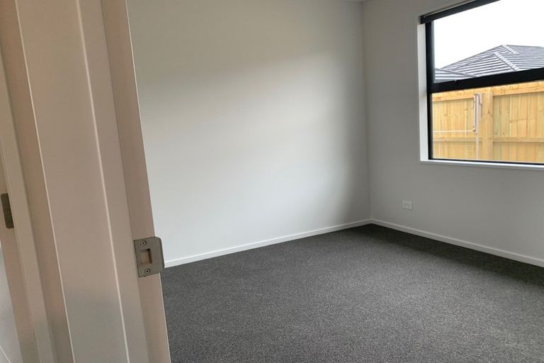 Photo of property in 30 Blakes Road, Belfast, Christchurch, 8051