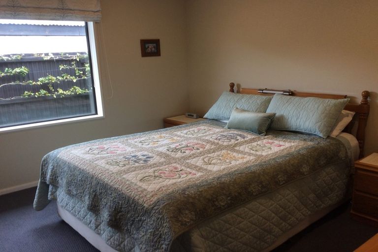 Photo of property in 2/95 Saint James Avenue, Papanui, Christchurch, 8053