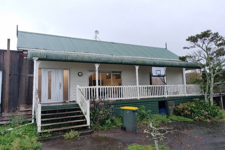 Photo of property in 27 Parrs Road, Hurworth, New Plymouth, 4371