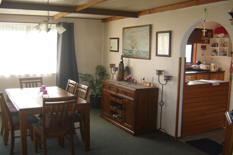 Photo of property in 14 Grace Street, Waimate, 7924