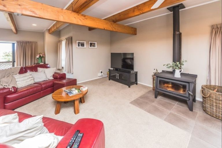 Photo of property in 33 Bens Place, Springvale, Whanganui, 4501