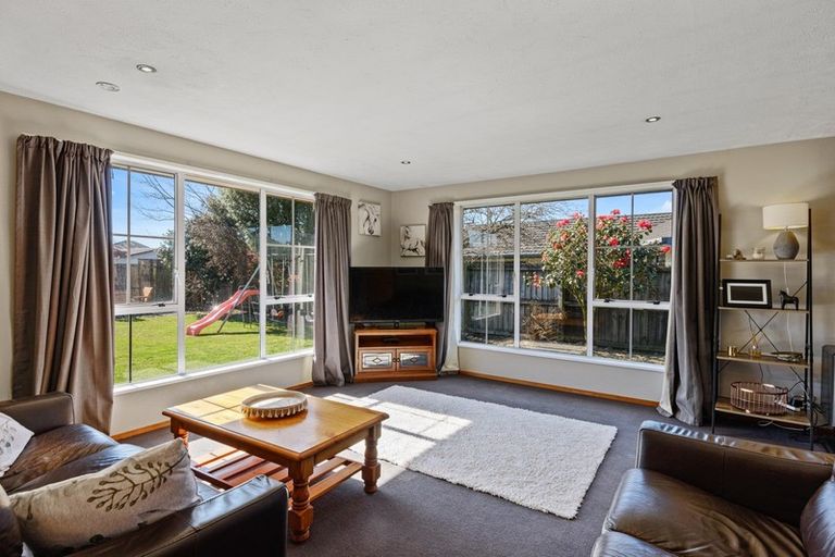 Photo of property in 9 Heriott Close, Burwood, Christchurch, 8083