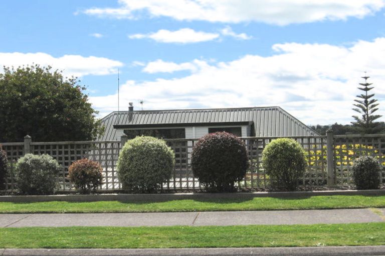 Photo of property in 7 Scenic Heights, Acacia Bay, Taupo, 3330