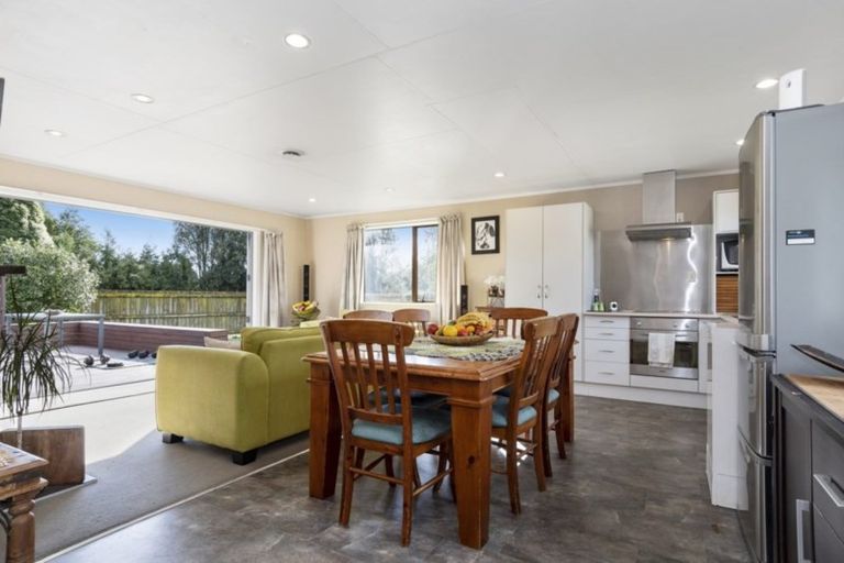 Photo of property in 1 Kaiwha Road, Welcome Bay, Tauranga, 3175