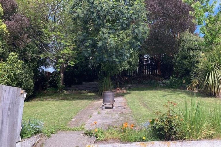 Photo of property in 27 Ryehill Street, Calton Hill, Dunedin, 9012