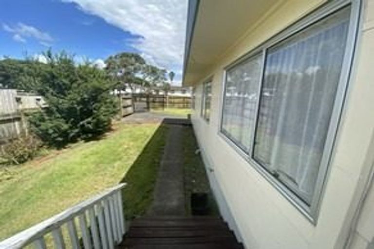 Photo of property in 1/55 Palmers Road, Clendon Park, Auckland, 2103