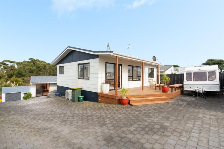 Photo of property in 352 Pukehina Parade, Pukehina, Te Puke, 3189