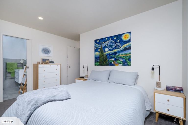 Photo of property in 25 Broadfield Street, Massey, Auckland, 0614