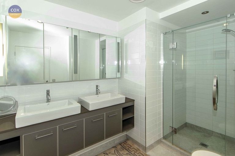 Photo of property in 301/7 Humber Street, Pandora, Napier, 4110