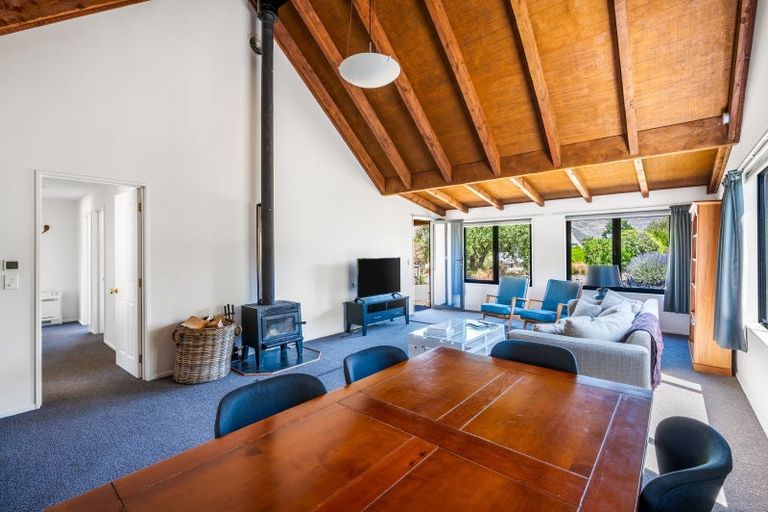 Photo of property in 42 Rata Street, Wanaka, 9305