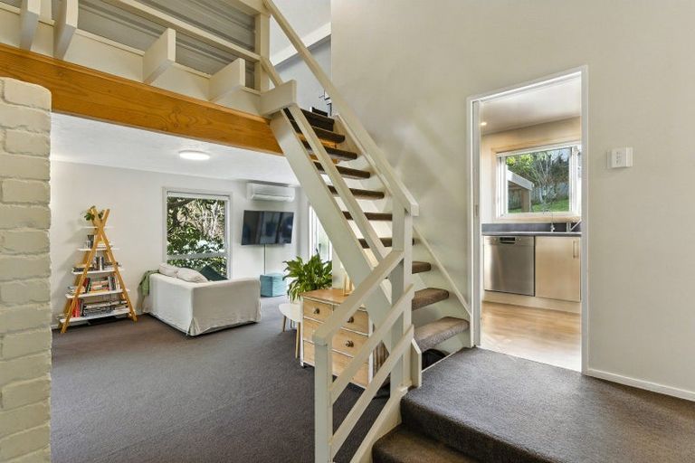 Photo of property in 98 Leinster Avenue, Raumati South, Paraparaumu, 5032