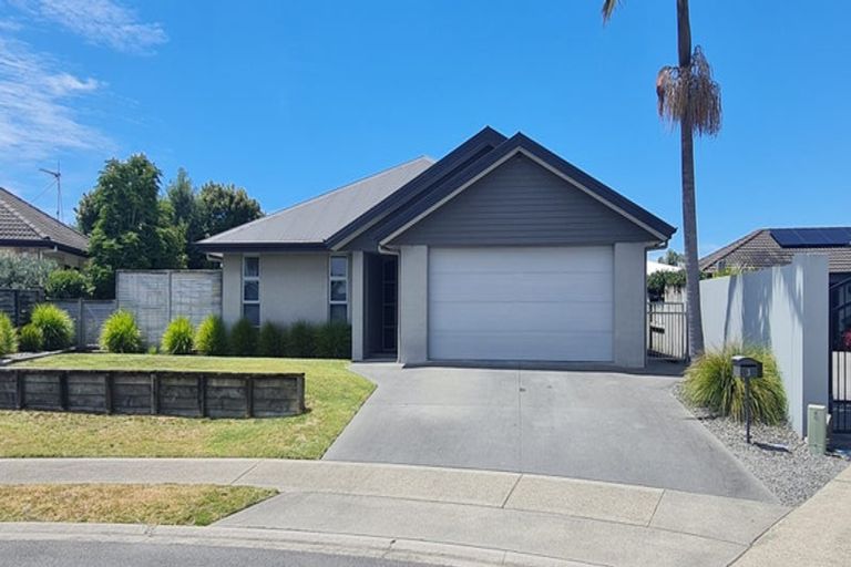 Photo of property in 3 Portofina Court, Papamoa Beach, Papamoa, 3118