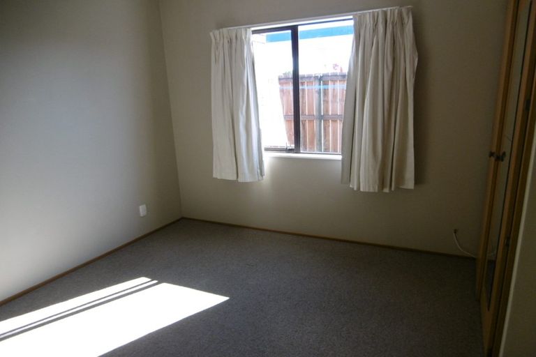 Photo of property in 1/9b Prestons Road, Redwood, Christchurch, 8051