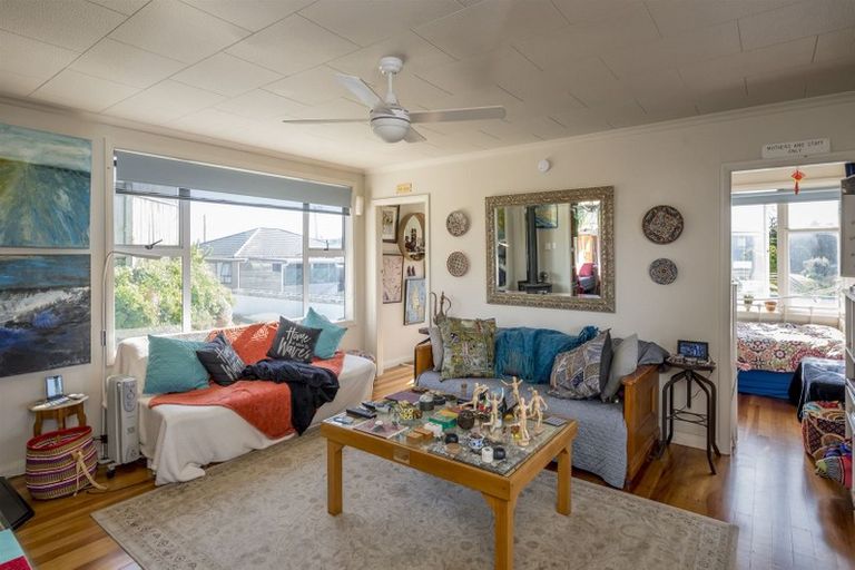 Photo of property in 27a Nelson Street, Foxton Beach, Foxton, 4815