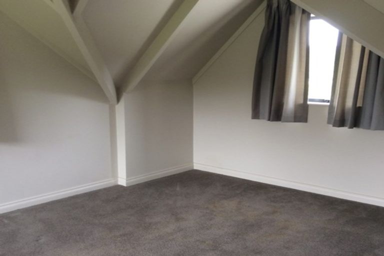 Photo of property in 87 Tawa Road, Kumeu, 0891