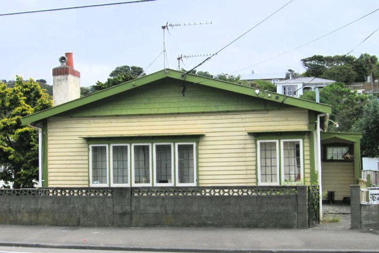 Photo of property in 524 Adelaide Road, Berhampore, Wellington, 6023