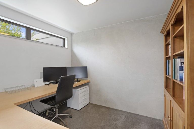 Photo of property in 15 Teagarden Close, Mairehau, Christchurch, 8052