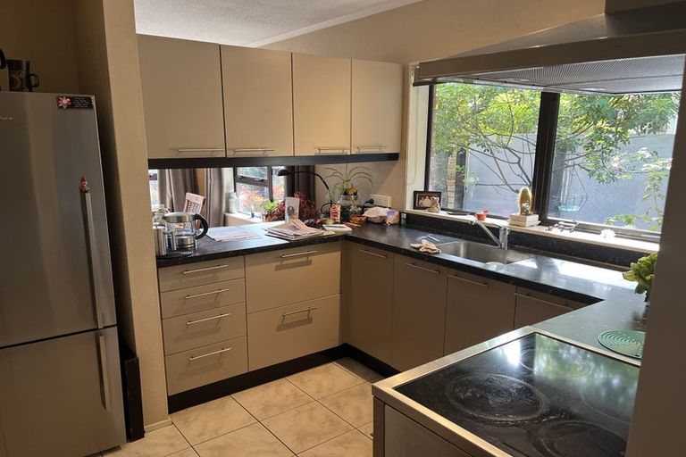 Photo of property in 2a Terminus Street, Silverstream, Upper Hutt, 5019