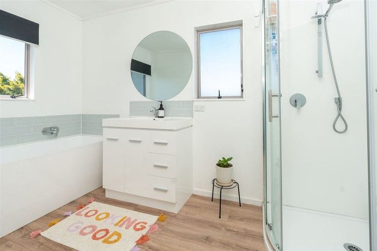 Photo of property in 15b Ridout Street, Maeroa, Hamilton, 3200