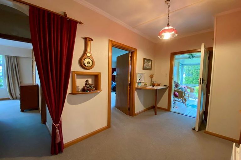 Photo of property in 564 No 1 Line, Longburn, Palmerston North, 4475