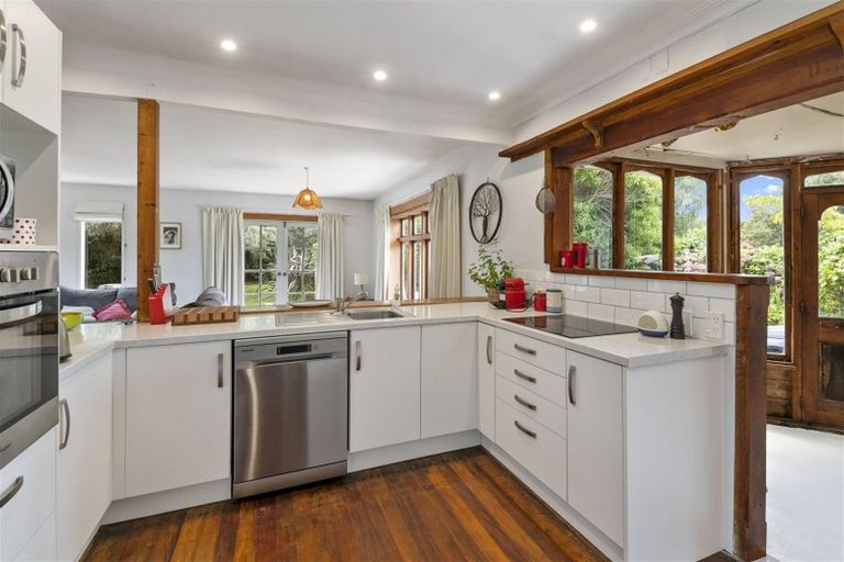 Photo of property in 84 Rangiuru Road, Otaki Beach, Otaki, 5512