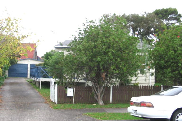 Photo of property in 6 Cranberry Place, Bucklands Beach, Auckland, 2012