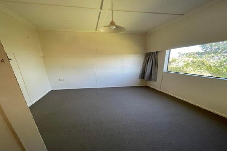 Photo of property in 84 Island Bay Road, Beach Haven, Auckland, 0626