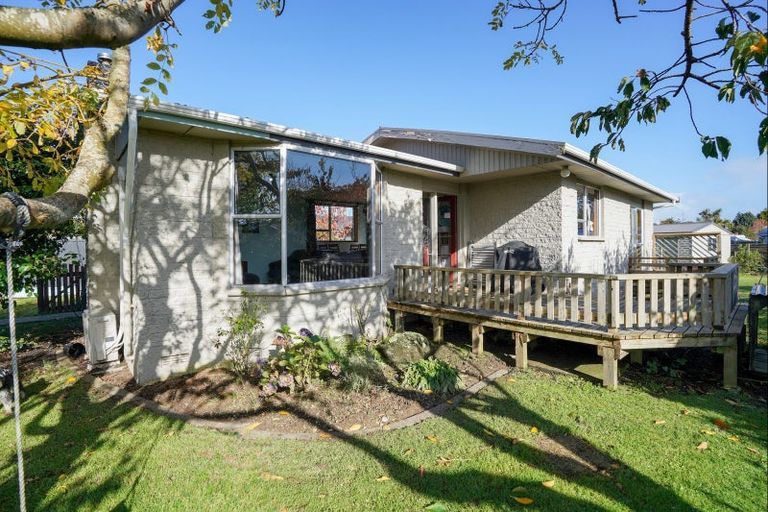 Photo of property in 63 Cunningham Street, Grasmere, Invercargill, 9810