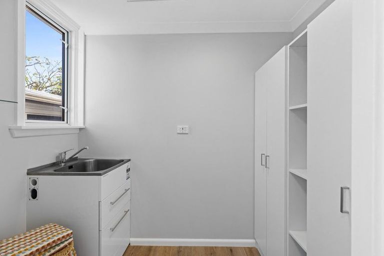 Photo of property in 1/28a Garvins Road, Hornby, Christchurch, 8042