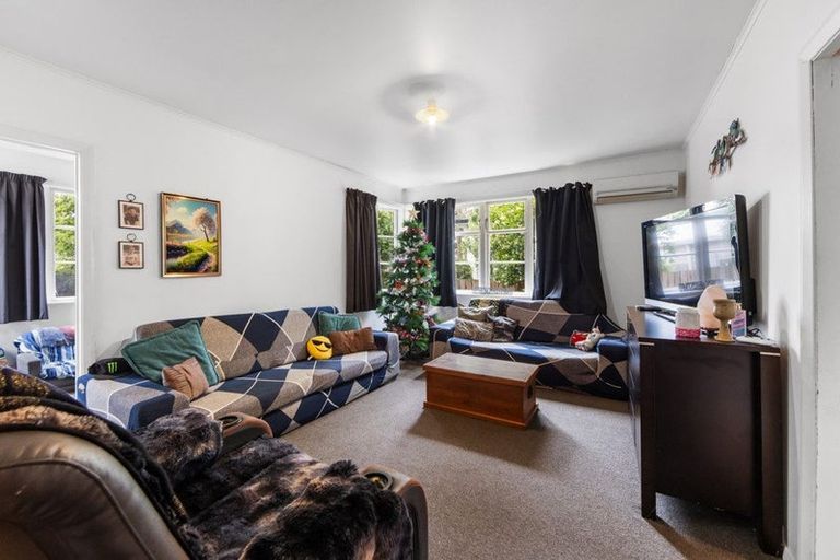 Photo of property in 12 Denvir Street, Strowan, Christchurch, 8052