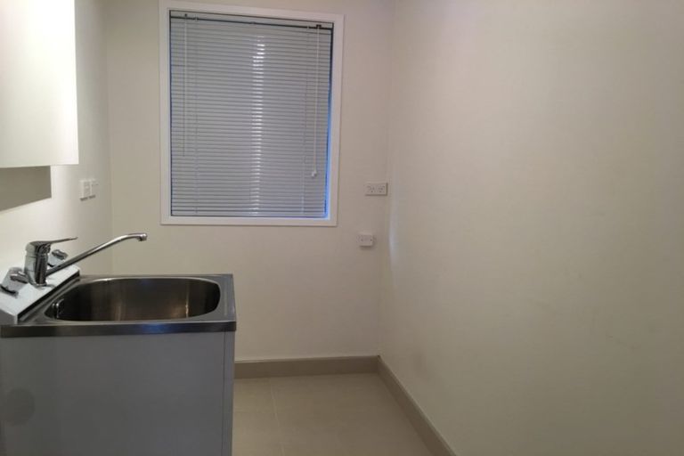 Photo of property in 3 Beulah Avenue, Rothesay Bay, Auckland, 0630