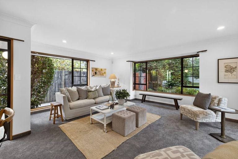 Photo of property in 196 Hawthornden Road, Avonhead, Christchurch, 8042