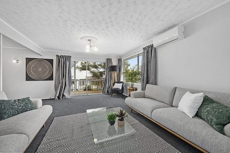 Photo of property in 52 Lord Street, Stokes Valley, Lower Hutt, 5019